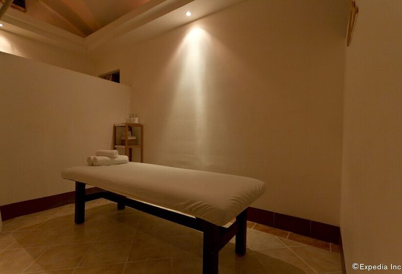 Waterfront Cebu City Hotel & Casino