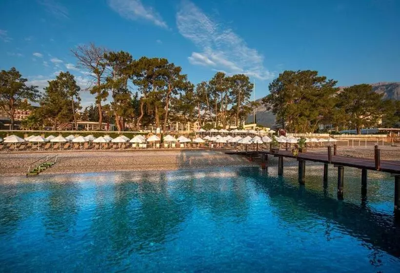 منتجع Akra Kemer