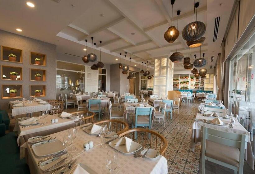 渡假胜地  Akra Kemer