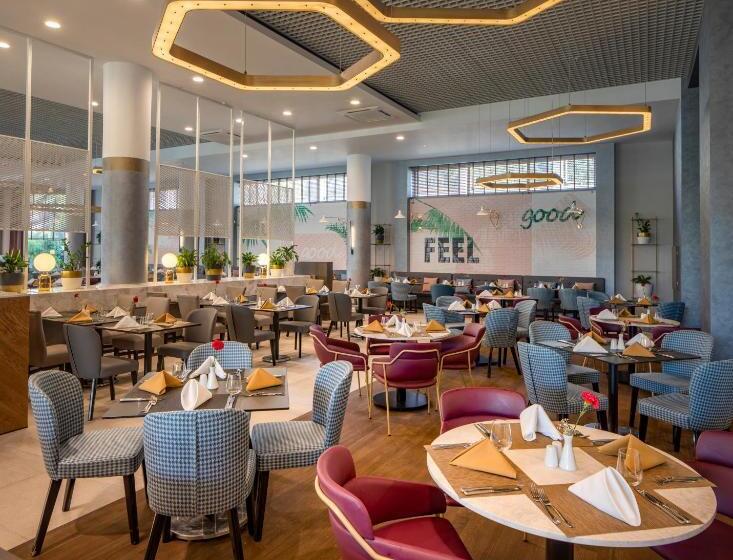 渡假胜地  Akra Kemer