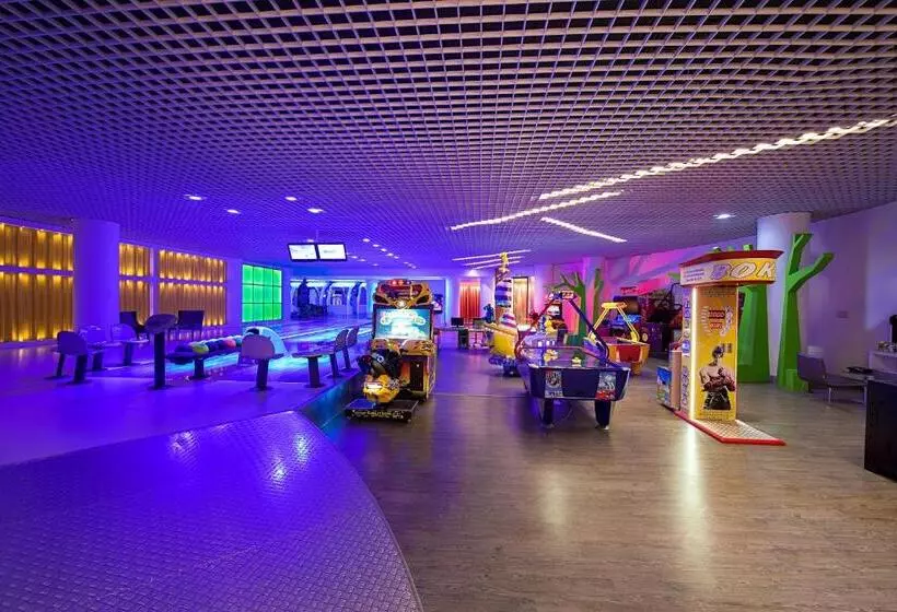 منتجع Akra Kemer