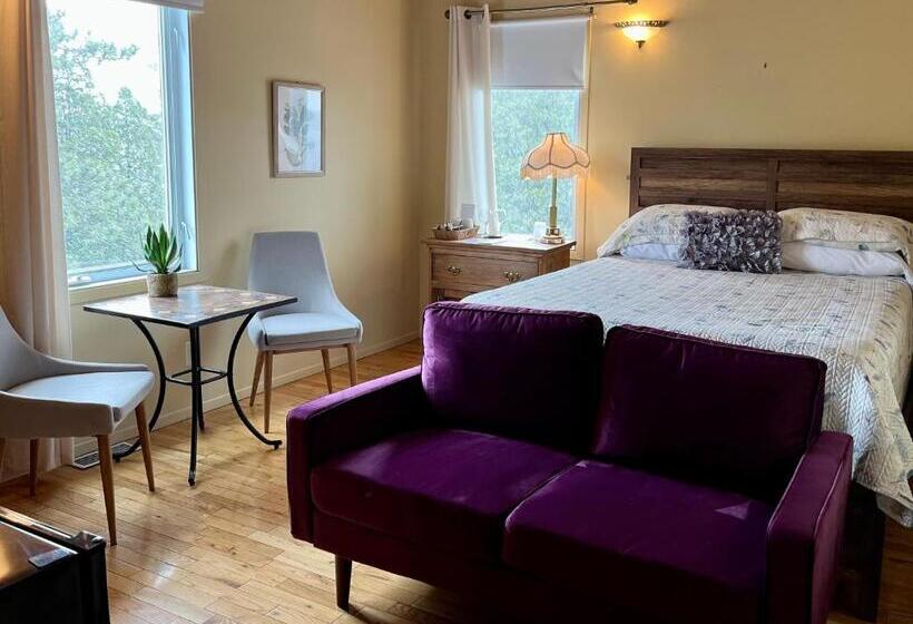 호스텔 Auberge L Intermède Du Lac