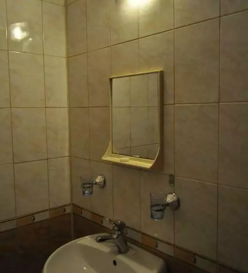 هاستل Garchev Han