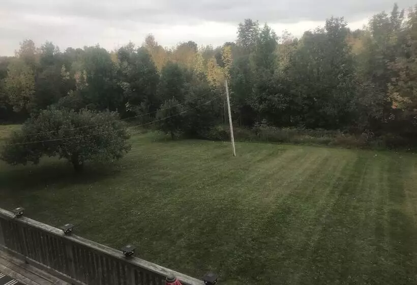 Retkeilymaja The Glen Huron Inn