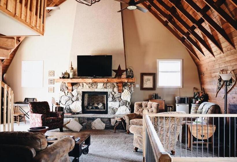 민박 Country Barn B And B