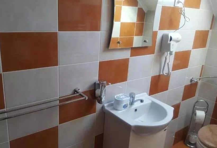 Aamiaismajoitus (B&B) Hazanéző Panzió