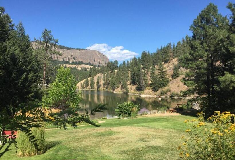 Bed & Breakfast Mountain Springs Nature Retreat