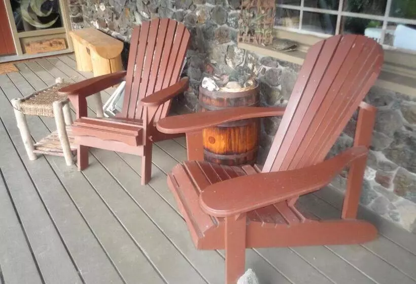 ベッドアンドブレックファースト Mountain Springs Nature Retreat