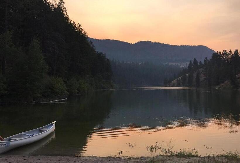 Bed & Breakfast Mountain Springs Nature Retreat