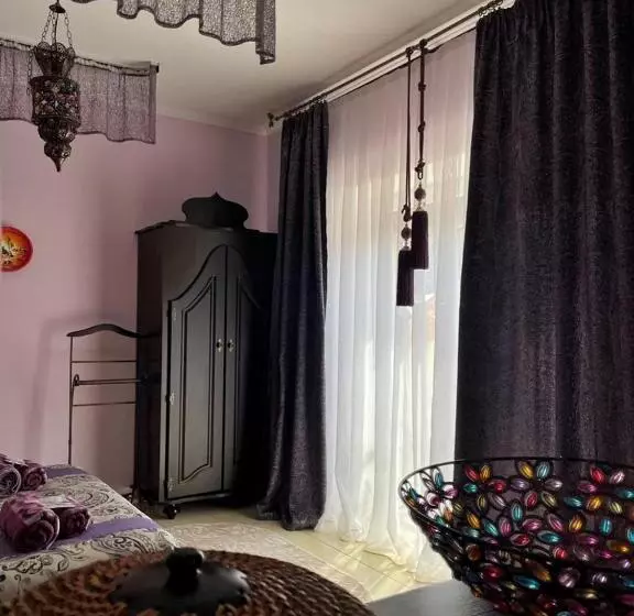 Hotelli панівецька садиба