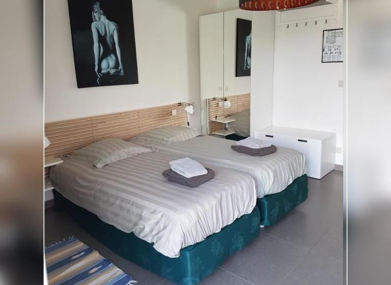 호텔 De Hollemeersch