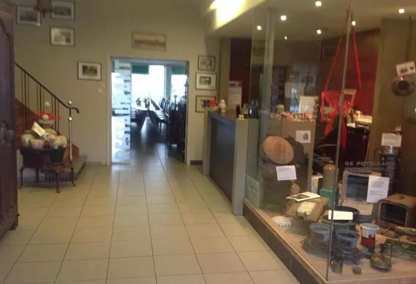 Hotelli De Hollemeersch