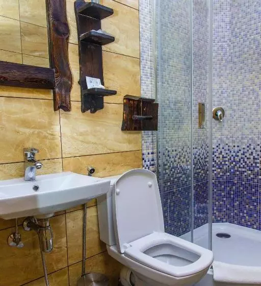 Hotelli Dniprovskiy Dvir