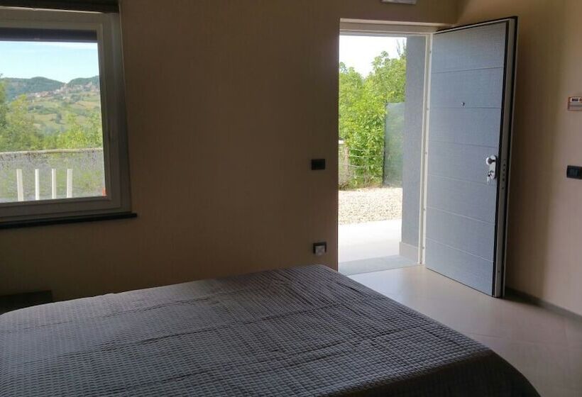 ホテル Foresteria La Merlina