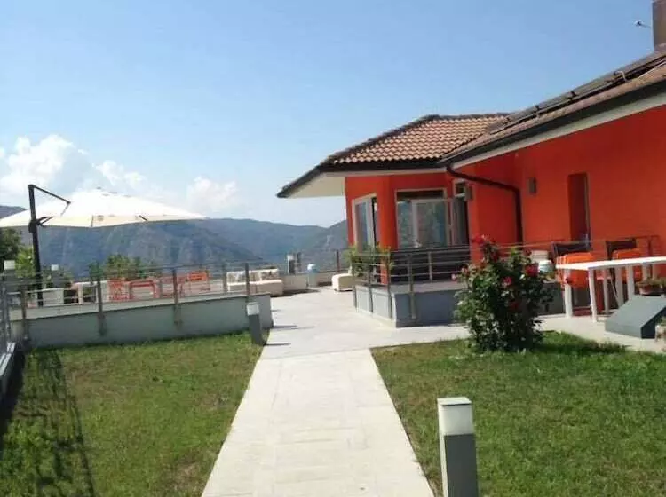 Hotelli Foresteria La Merlina