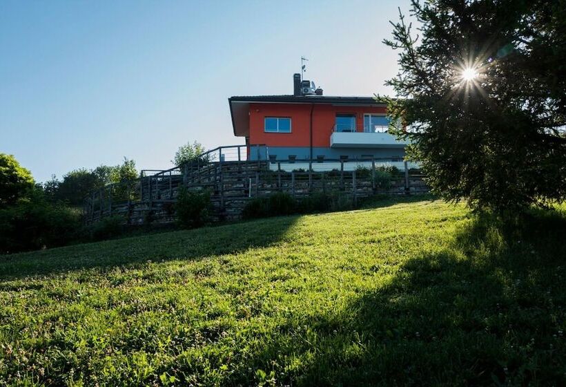 ホテル Foresteria La Merlina