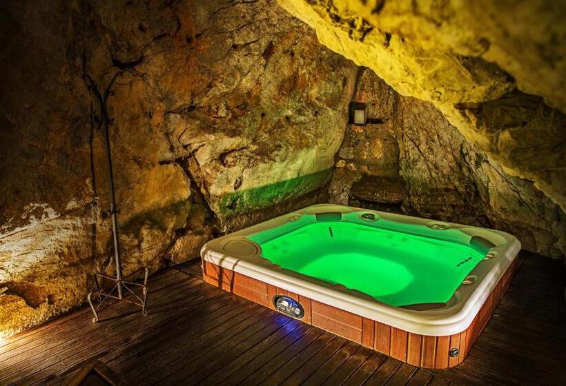 فندق Kúria Beckov Penzión