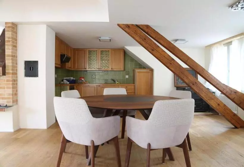 Hotelli Lakeview Bei Interlaken