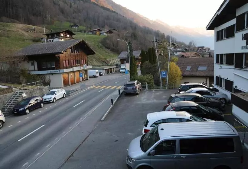 Hotelli Lakeview Bei Interlaken