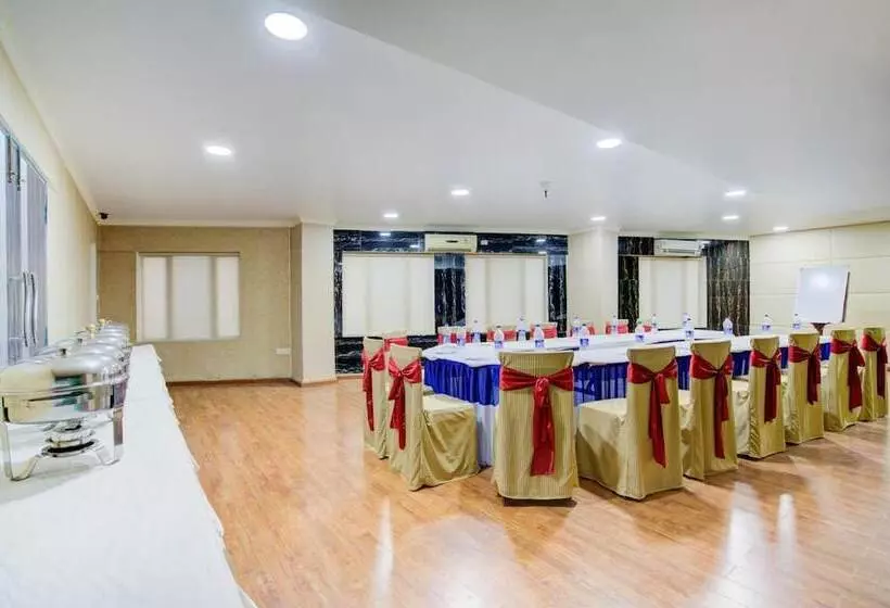 ホテル Mahadev Palace