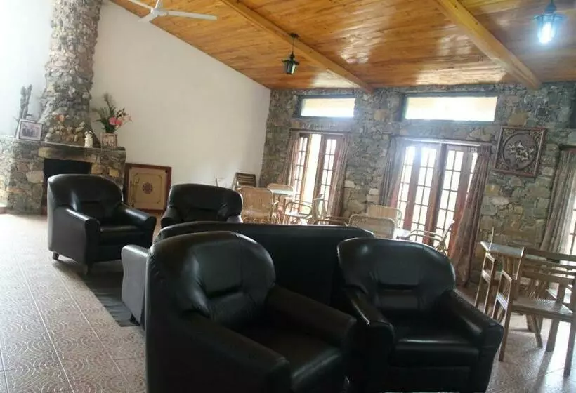 Hotelli Maskeli Oya Family Park