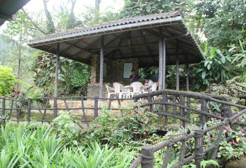 Отель Maskeli Oya Family Park