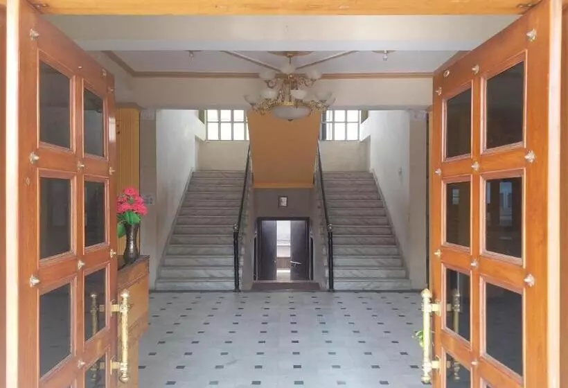 Hotelli Narayan Palace