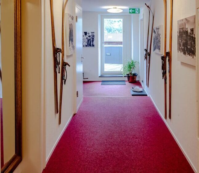 בית מלון כפרי Vallatscha