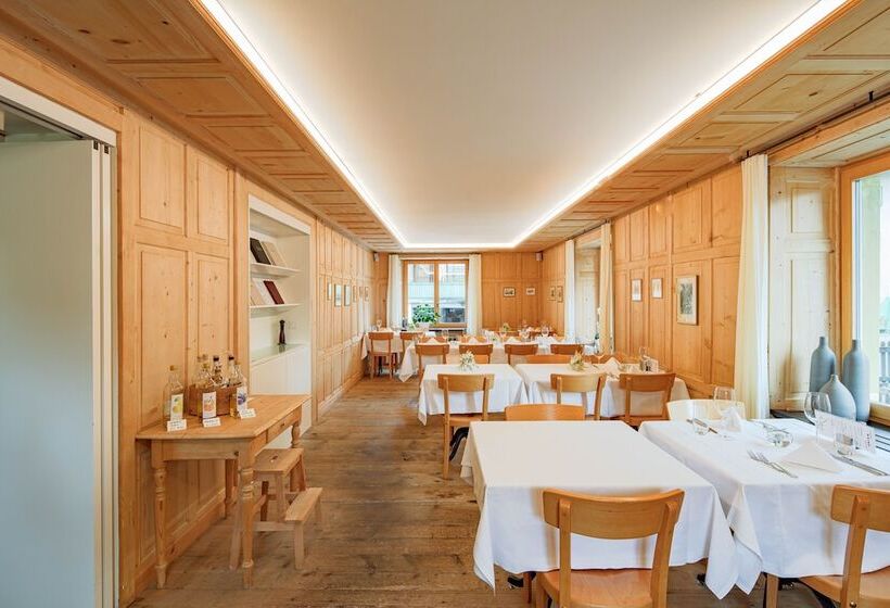 בית מלון כפרי Vallatscha