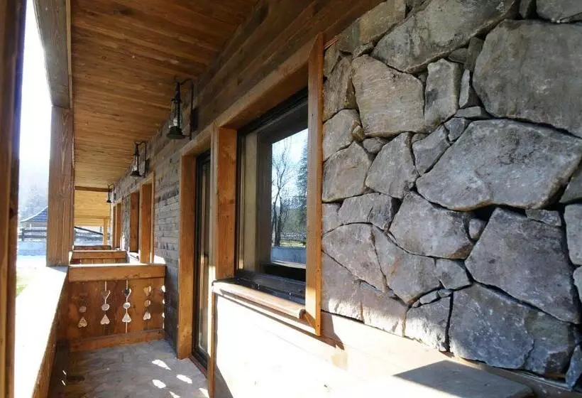 ペンション Bio Valeputna