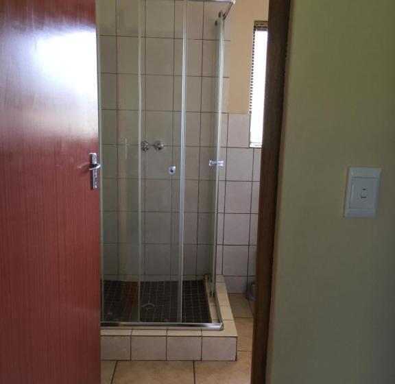 بنسيون Grace Country Retreat