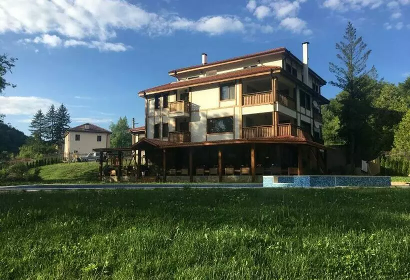 Majatalo Guest House Valevtsi