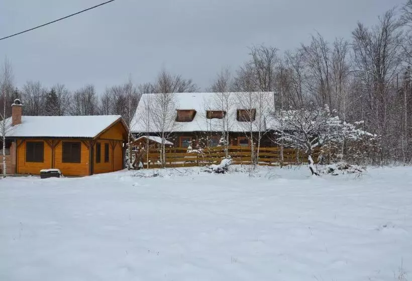 Majatalo Ivoi Magasbukki Vendeghaz