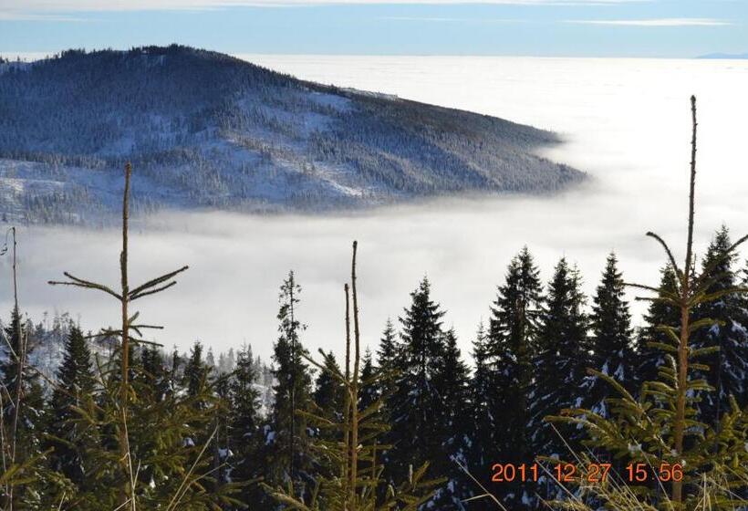 بنسيون Ivoi Magasbukki Vendeghaz