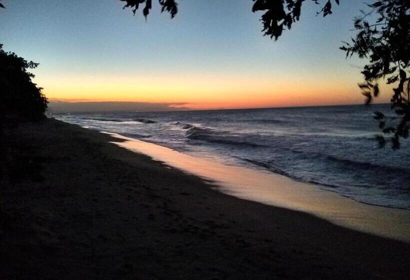 پانسیون Playa Kai Glamping