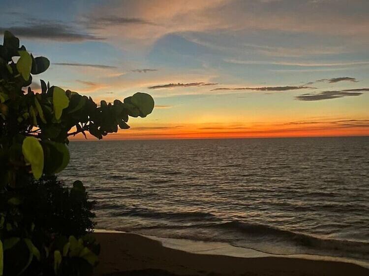 پانسیون Playa Kai Glamping