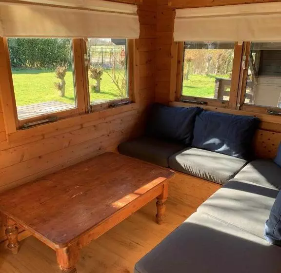 Majatalo The Bee   Trekkershuts & Apartment