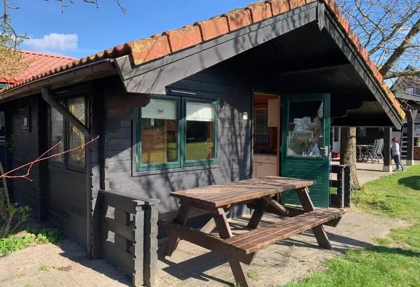 Majatalo The Bee   Trekkershuts & Apartment