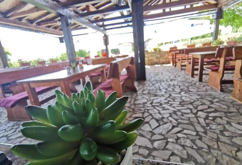 استراحتگاه Complex Magura