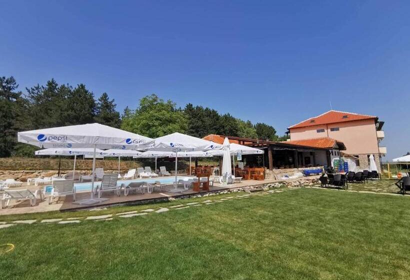 استراحتگاه Complex Magura