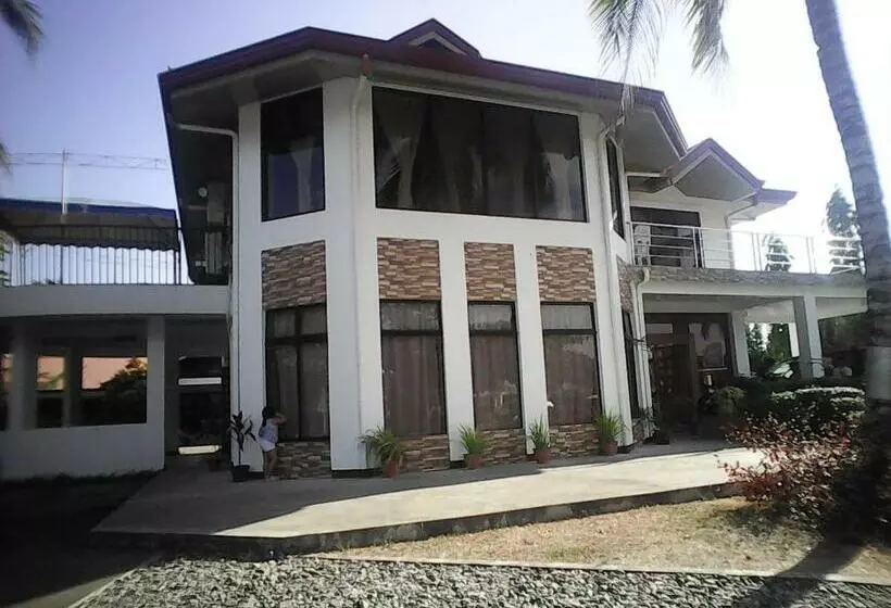 リゾートホテル Gazebo Pools And Restaurant