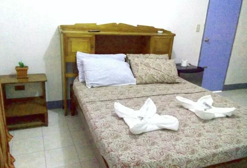 リゾートホテル Gazebo Pools And Restaurant