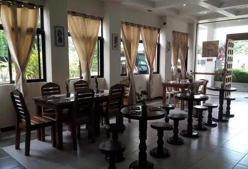 リゾートホテル Gazebo Pools And Restaurant