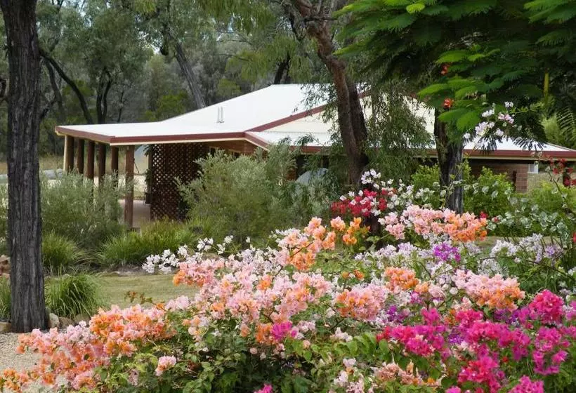 Rubyvale Motel & Holiday Units   An Adults Only Getaway