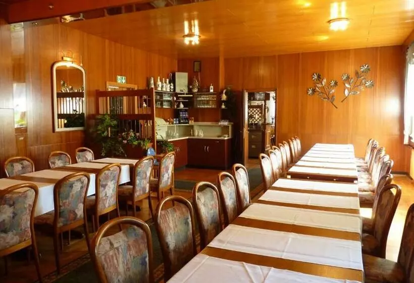 Retkeilymaja Helmerser Wirtshaus