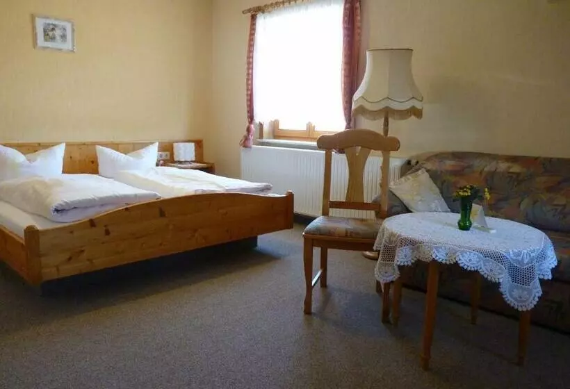 Retkeilymaja Helmerser Wirtshaus