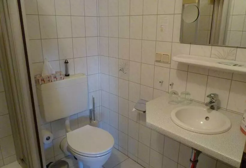 Retkeilymaja Helmerser Wirtshaus