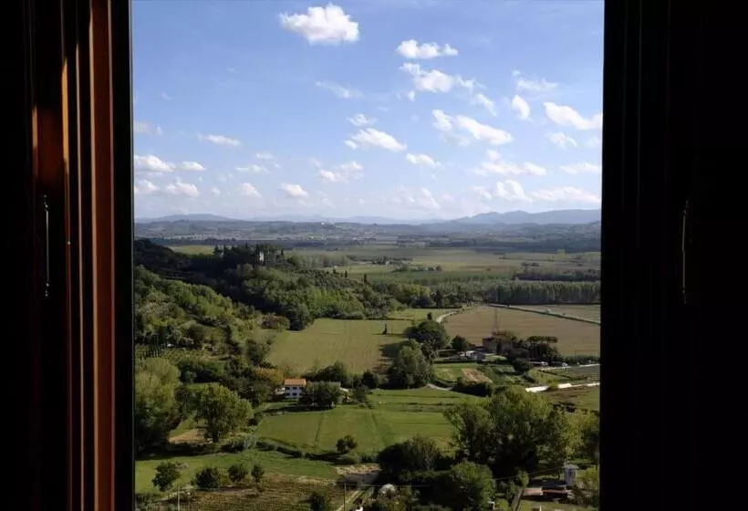 Aamiaismajoitus (B&B) I Tre Poderi 1872