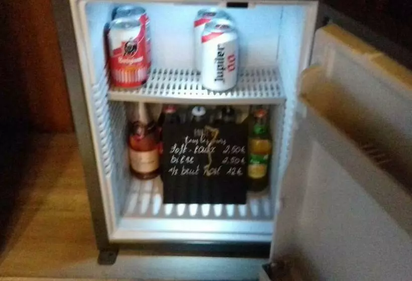 ベッドアンドブレックファースト Les Chambres De La Cour