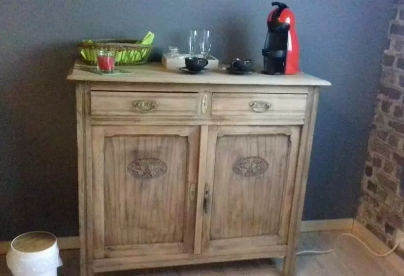 ベッドアンドブレックファースト Les Chambres De La Cour